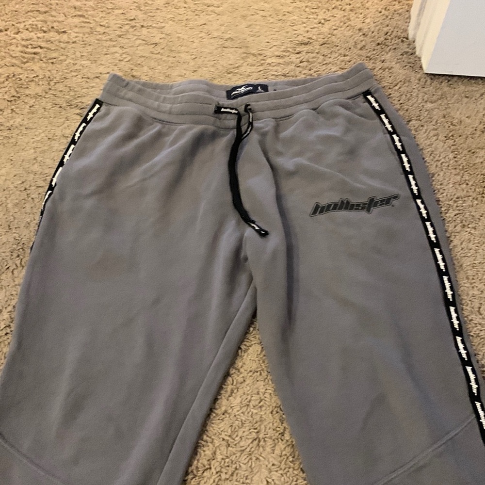 Hollister Light Gray Joggers, Large